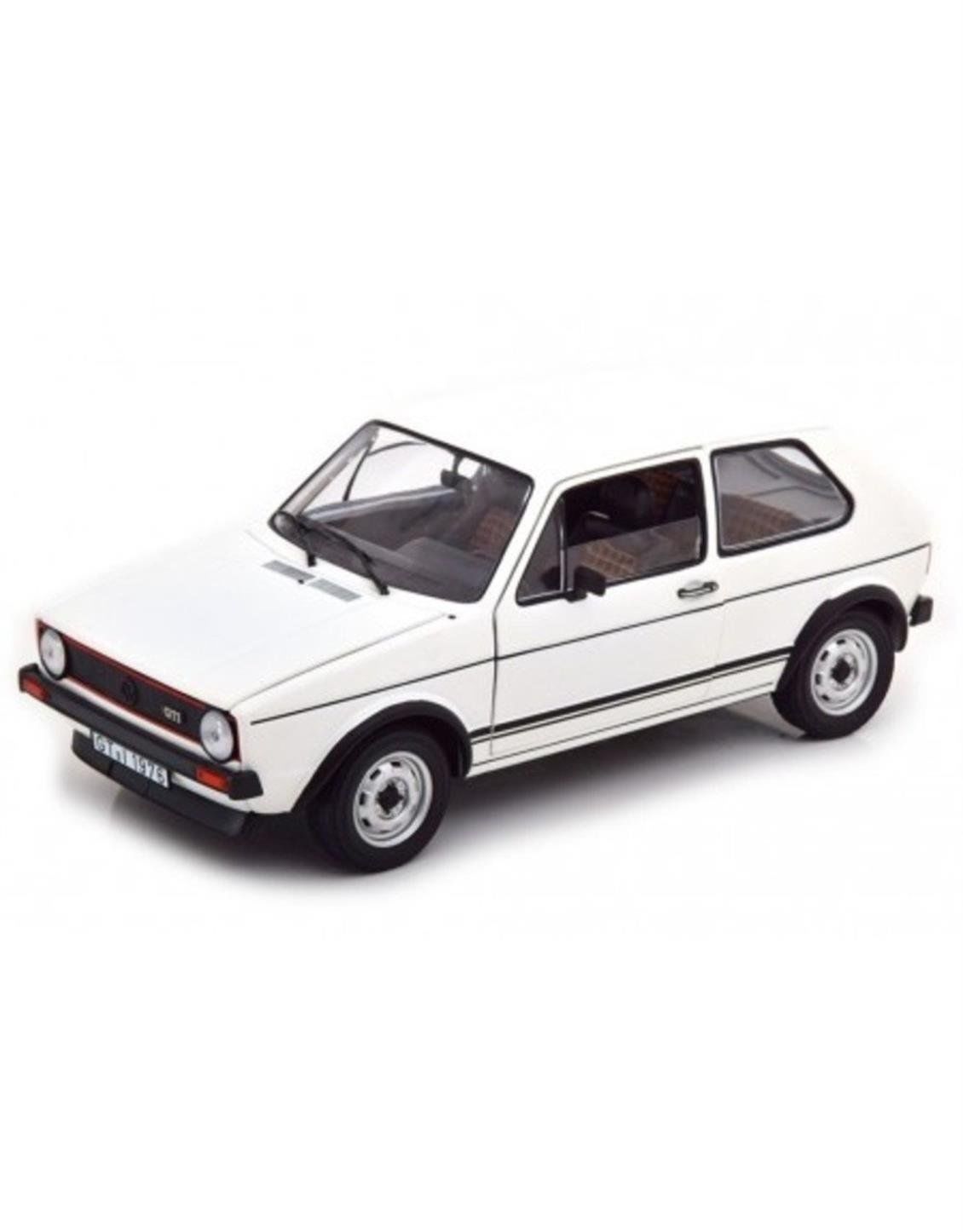 Norev 188484 1/18 Ölçek, 1976 Volkwagen Golf GTI, Beyaz, Sergilemeye Hazır Metal Araba Modeli