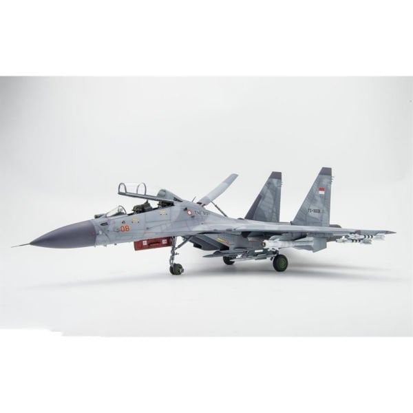 HobbyBoss 81714 1/48 Ölçek, Su-30MKK Flanker G Savaş Uçağı, Plastik Model kiti