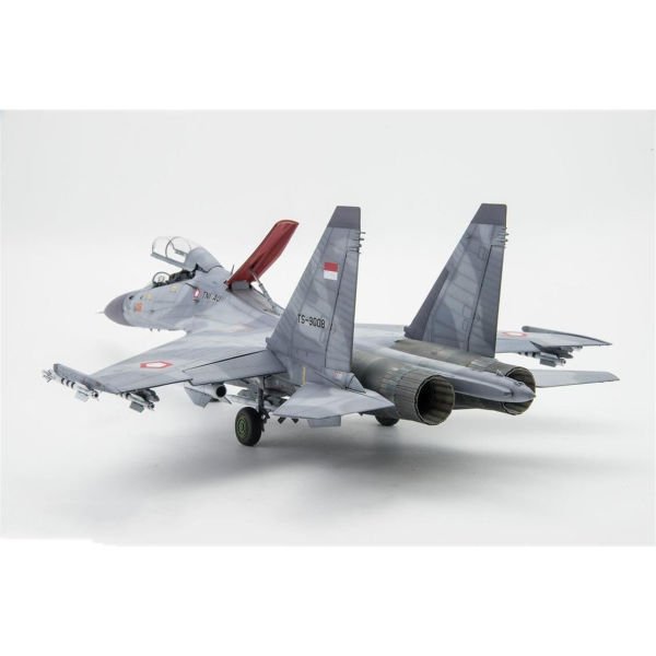 HobbyBoss 81714 1/48 Ölçek, Su-30MKK Flanker G Savaş Uçağı, Plastik Model kiti