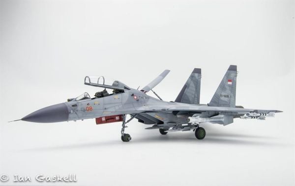 HobbyBoss 81714 1/48 Ölçek, Su-30MKK Flanker G Savaş Uçağı, Plastik Model kiti