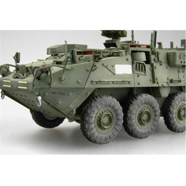 Trumpeter 00397 1/35 Ölçek, M1130 Stryker Zırhlı Keşif Aracı Plastik Model Kiti