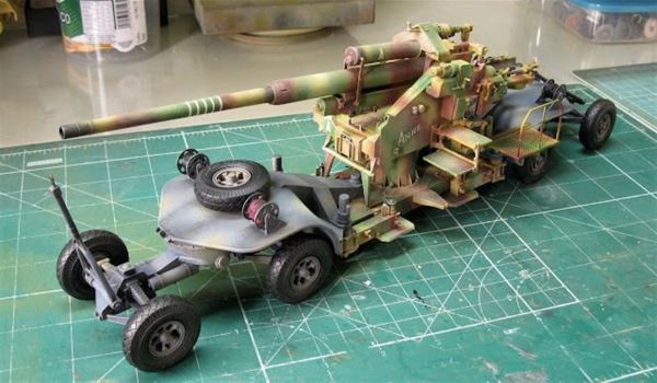 HobbyBoss 84545 1/35 Ölçek, Alman 12.8cm FLAK 40 Uçaksavar Topu, Plastik Model kiti