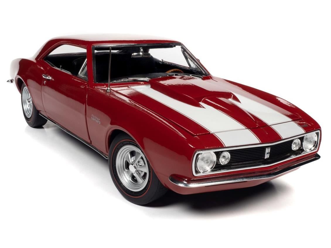 AutoWorld AMM1228 1/18 Ölçek, 1967 Nickey Chevrolet Camaro Z28 (MCACN), Bolero Red, Sergilemeye Hazır Metal Araba Modeli