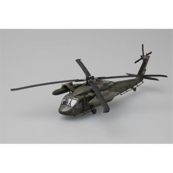 HobbyBoss 87216 1/72 Ölçek, UH-60A Blackhawk, Askeri Helicopter, Plastik Model kiti