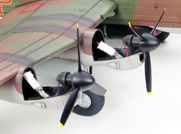 1/48 Lancester Grand Slam Bomber Propeller Action